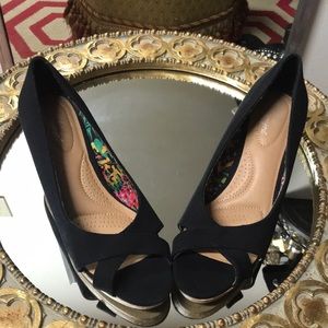 Cute wedges by dexflex comfort